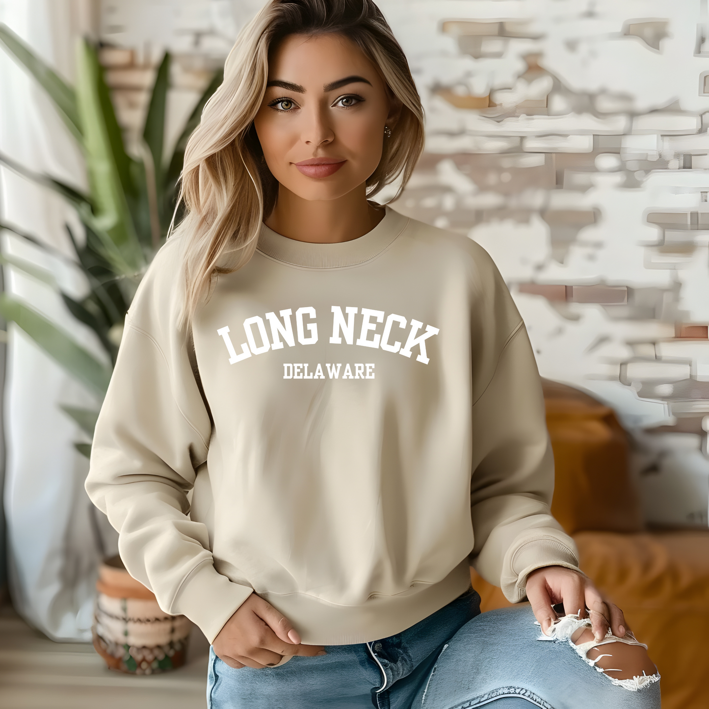 Long Neck Delaware Unisex Crew Sweatshirt